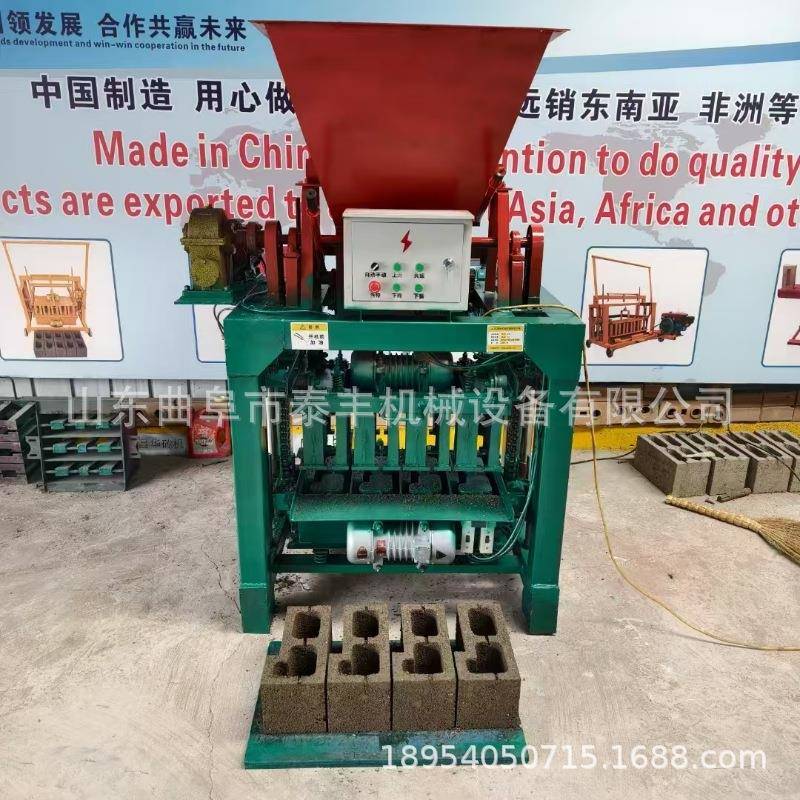 标准砖马路砖护坡砖制砖机出口非洲直推式移动空心水泥砖机厂家