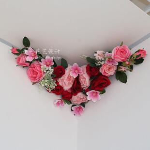 结婚订婚室内婚房屋顶四角悬吊式天花板彷真花装饰花艺场景布置婚