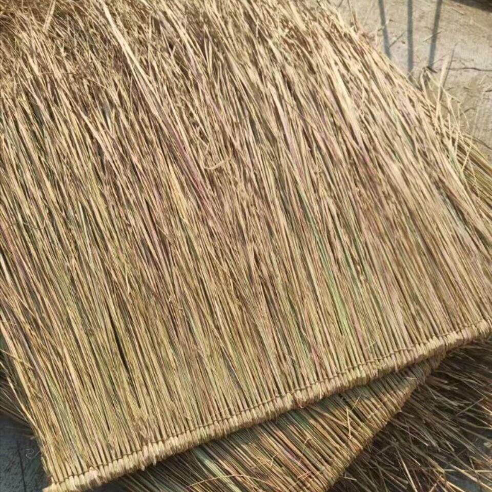 天然茅草屋顶装饰彷古瓦真稻草厂家直销凉亭园林风景区屋簷别墅水
