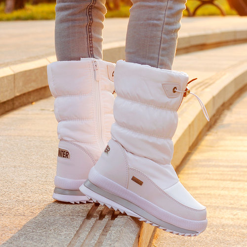 冬季儿童防水防滑保暖雪地靴女童中筒靴子加绒加厚大童棉鞋男童鞋