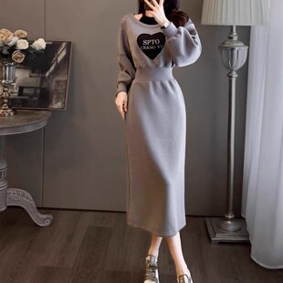 高级感卫衣连衣裙女秋装2023新款收腰显瘦气质遮肚子减龄法式裙子