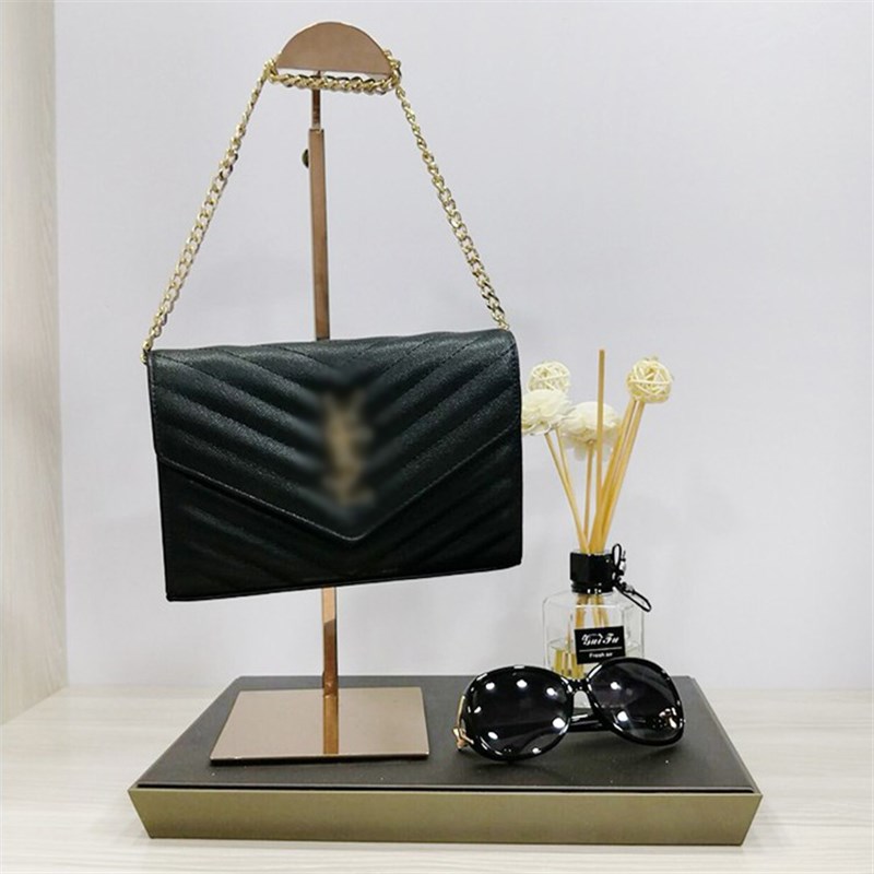 轻奢衣柜衣帽间饰品软装摆件主卧展厅包包道具陈设香薰托盘组合