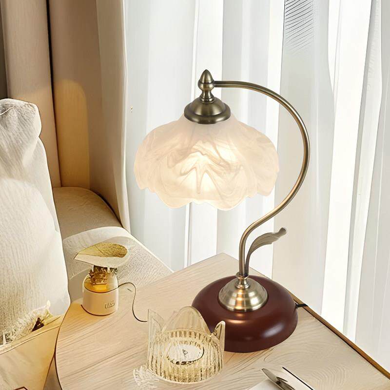 台灯卧室床头灯轻奢高级感书桌主卧新中古美欧式覆古浪漫结婚台灯