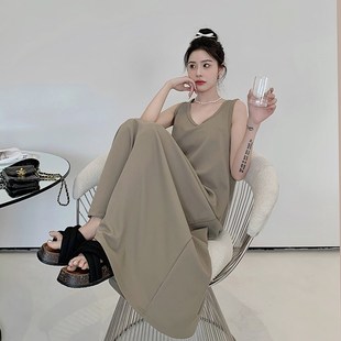 大码 连衣裙 微胖mm显瘦遮肉p内搭背心裙女纯色休闲长款 外穿U领无袖