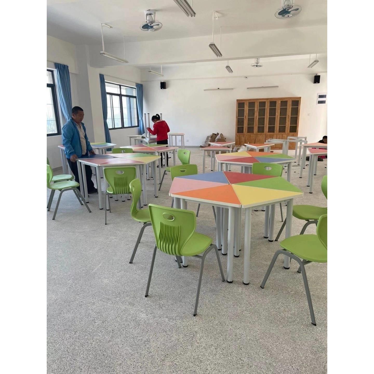 学校家具六边形辅导班少儿美术桌绘画桌彩色学生培训课桌椅组合&a