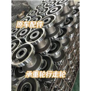 履带微耕机底盘行走轮爬山虎铸钢承重轮驱动轮导向轮全车农机配件