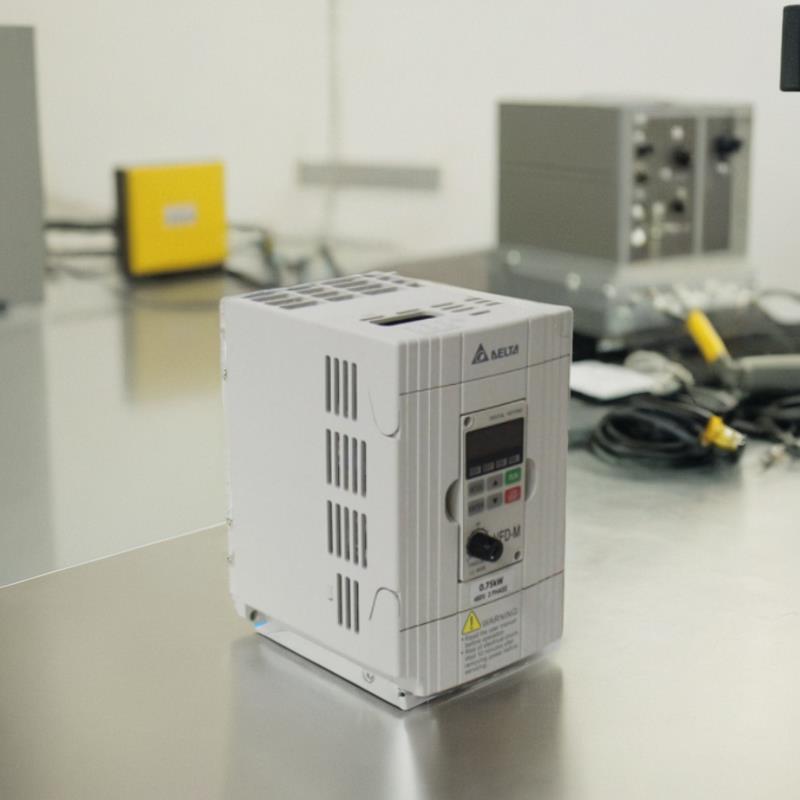 全新台达变频器VFD004M21A/007M21A/015M21A/022M21A/23B/43A/43B