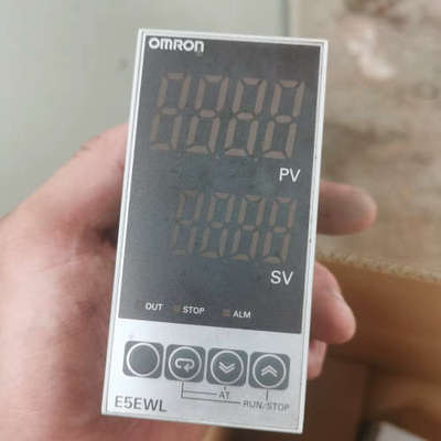 正品 E5EWL-R1TC 温控表 实物拍摄 成色议价