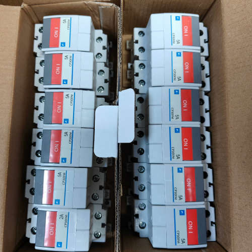 富士空气开关原装正品，富士线路保护器CP30FM如图议价