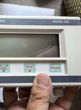 Contrec Model 202 控制器，实拍如图所示，具议价