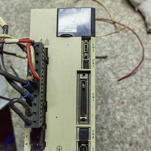 安川五代750W驱动器一个，型号：SGDV-5R5A01A0议价