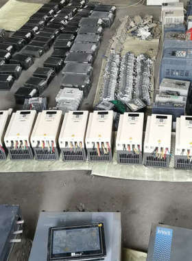 8台正玄A90-4T025B（11kw）变频器。三相380V议价