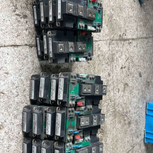 议价英飞凌模块ff900r12ip4有12个，富士模块2mbi9