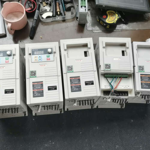 海尚HS320系列，三进三出变频器380V  （高速电机普通议价