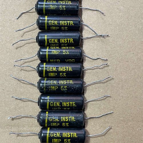 黑美人 GEN.INSTR 黄字 电容10只，参数:0.03议价
