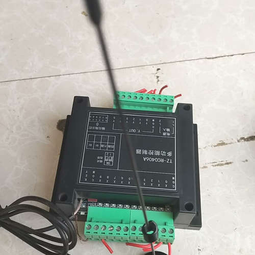 TZ-RC0406A多功能控制器，实物拍摄的，成色如图所议价