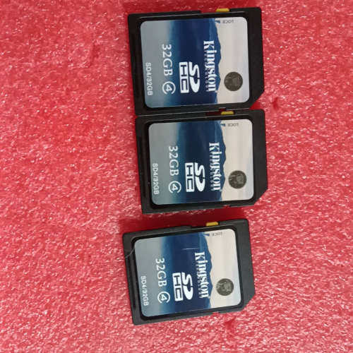 金士顿32G SD卡，原装进口正品，适合数码相机32GB、单议价