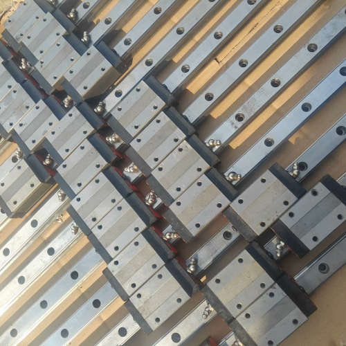 LMA龙玛滑块LSAH25VN导轨滑块  和上银HGH25C议价