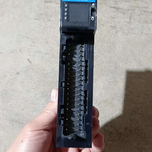 议价美国AB 1756-IB32/B DC输入模块，32点输