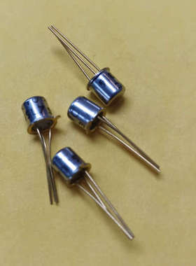 1973年WSL镀金腳BC109 BC109C金屬殼晶体议价