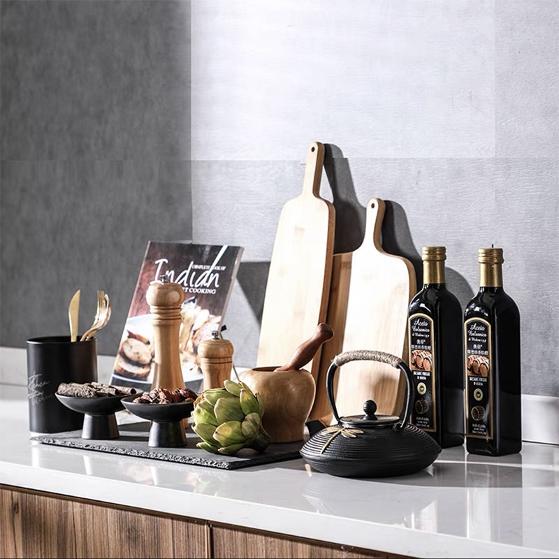 样板房间厨房橱柜陈列组合道具摆件咖啡机咖啡砧板锅具软装装饰品