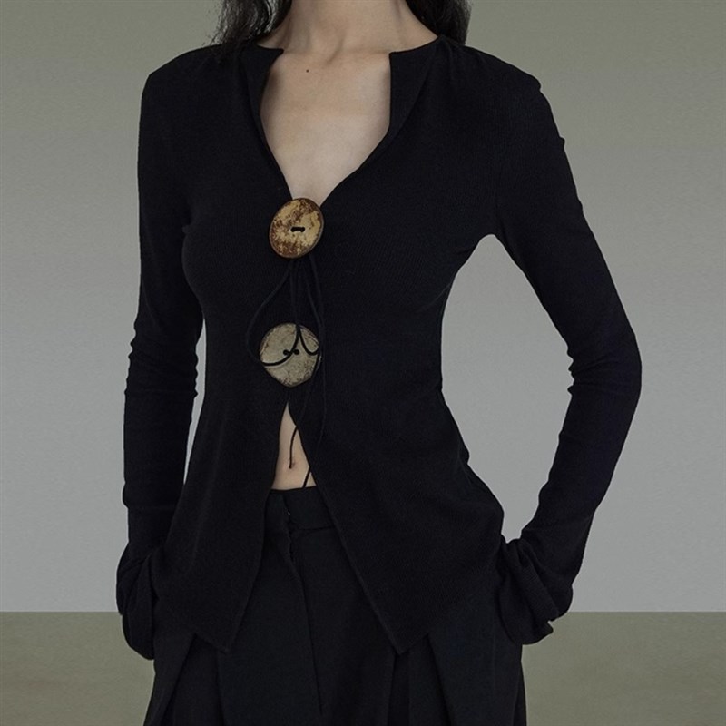 法式复古设计感开叉m打底衫女春秋装外穿内搭V领显瘦气质长袖上衣