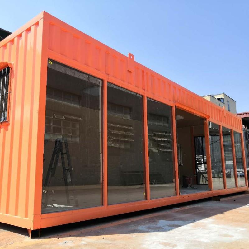 厂家出售全新住人集装箱房钢结构住人别墅阳光房移动海景房酒店