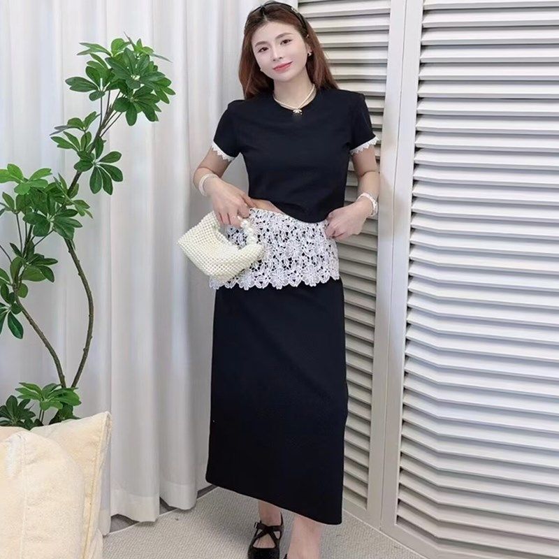 芊辰蕾丝半身裙+T恤显瘦气质2025春夏季新款法式时尚套装女二件套