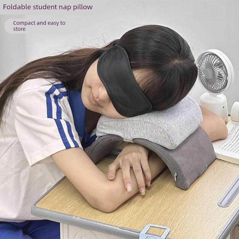 日本进口午睡枕趴睡c型枕抱枕儿童学生办公室护颈便携可折叠
