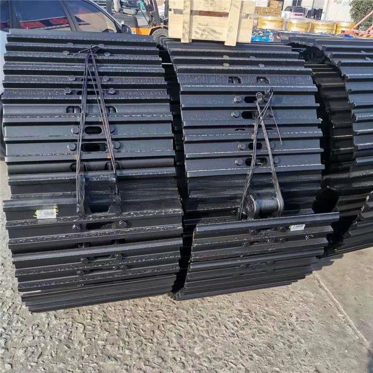 挖掘机链条 支重轮 拖链轮 引导轮 驱动齿 钩机PC200-8链板履X20