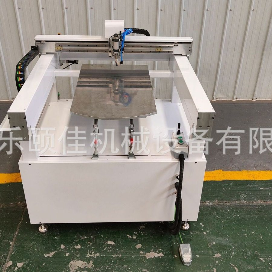 汽车真皮座椅改通风孔免拆线打孔自动避线厂家真皮座椅冲孔机,机械设备,电子产品制造设备,淘宝优惠券,粉丝福利购,淘宝优惠卷