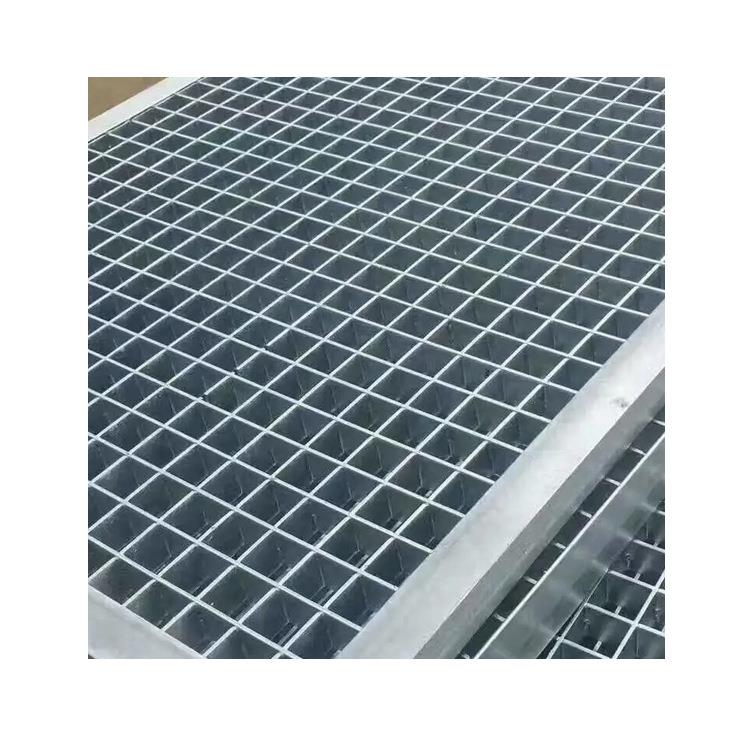 厂家直供钢铁漏粪板钢格板养殖场漏粪板镀锌漏粪板t鸡用漏粪板