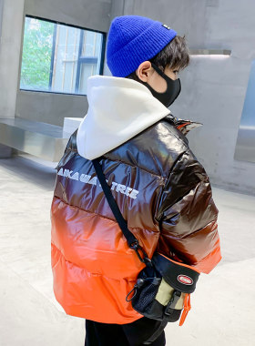 男童冬装渐层色红色炸街羽绒服2023新款儿童洋派男孩免洗外套潮牌