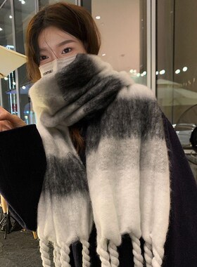 高级感黑灰色围巾女冬季软糯马海毛加厚保暖气质T韩系氛围感围脖