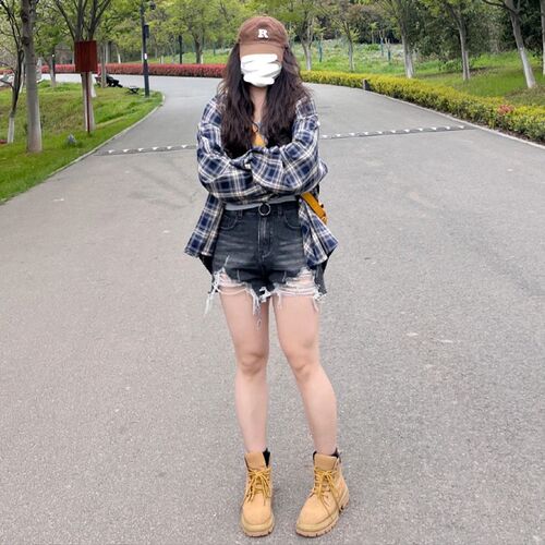特大码胖mm多巴胺穿搭辣妹风直筒牛F仔短裤女装宽松显瘦遮肚a字裤