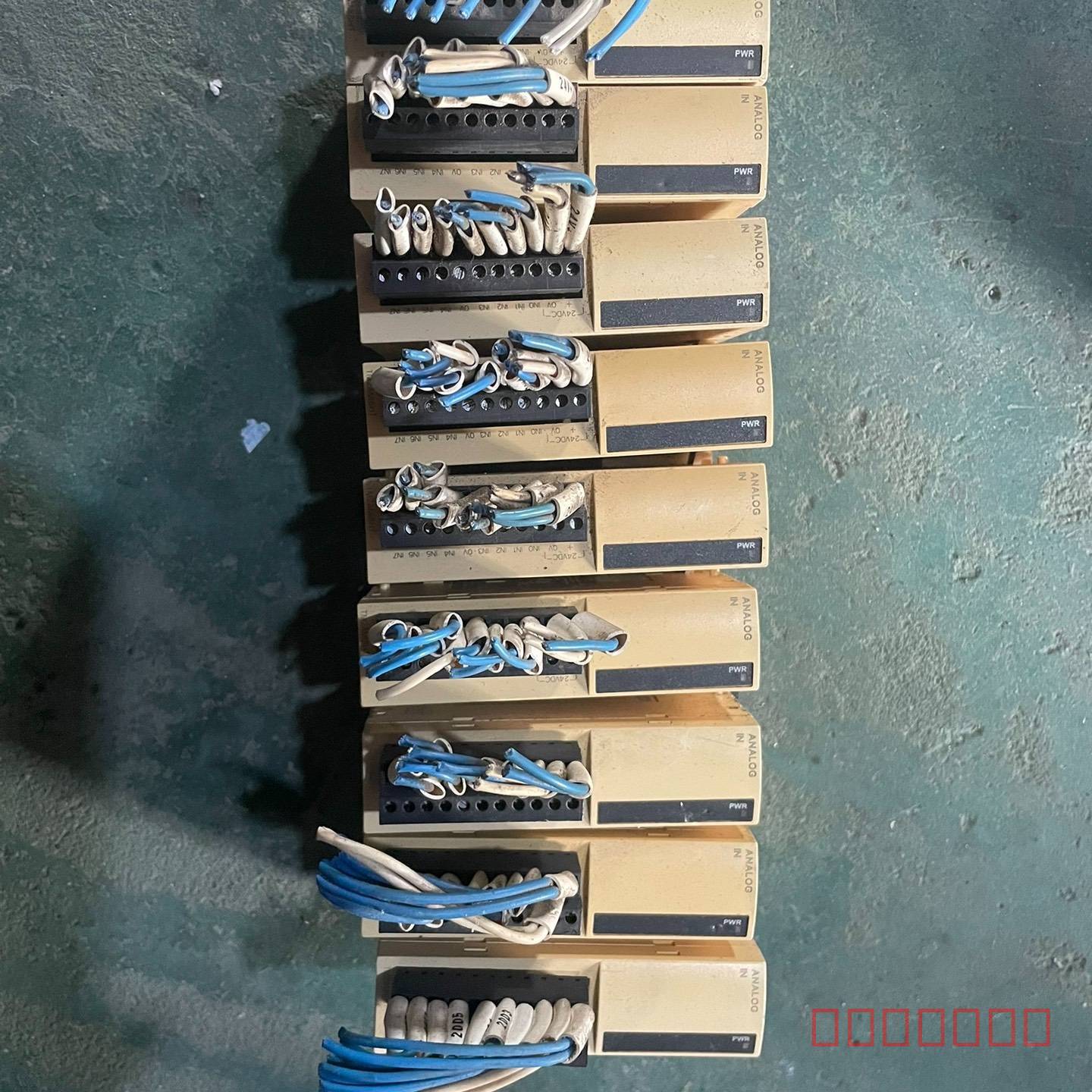 议价TM2AMI8HT TWDAMI8HT 模拟量模块维修