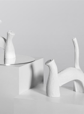 密度家居现代简约黑白抽象动物猫咪摆件样板间室内软装设计搭配