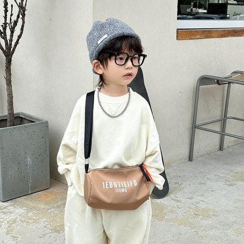 韩系水桶潮酷男孩斜挎包儿童随身小背包超轻尼龙时尚小女孩单肩包