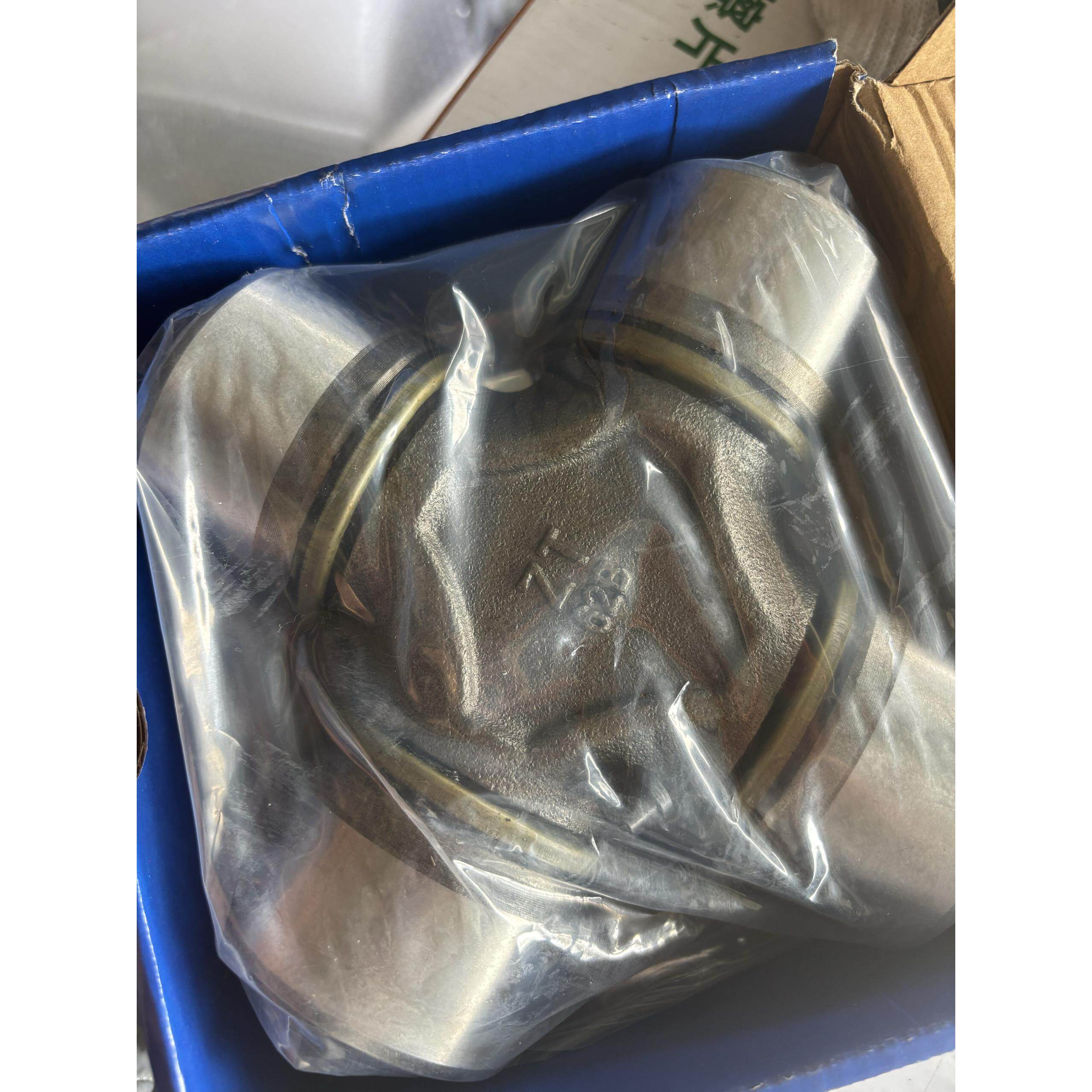 重卡后桥万向节十字轴后桥万向节正常配套传动轴十字轴万向节