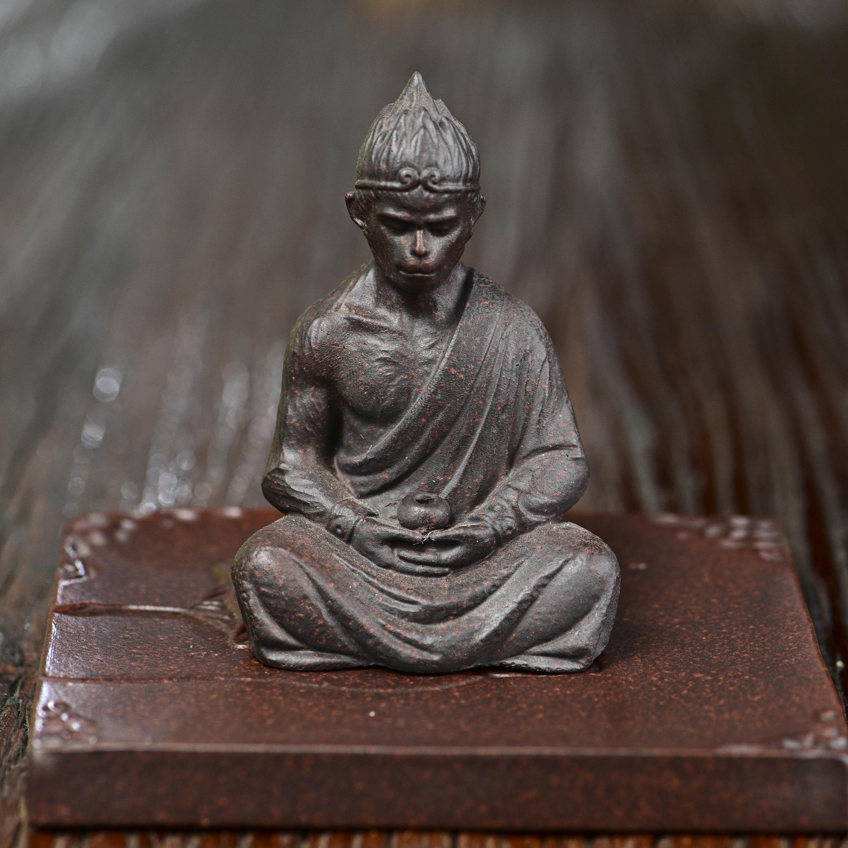 原矿紫砂大圣茶宠 孙悟空摆件 手工茶盘可养雕塑 茶道配件小茶玩