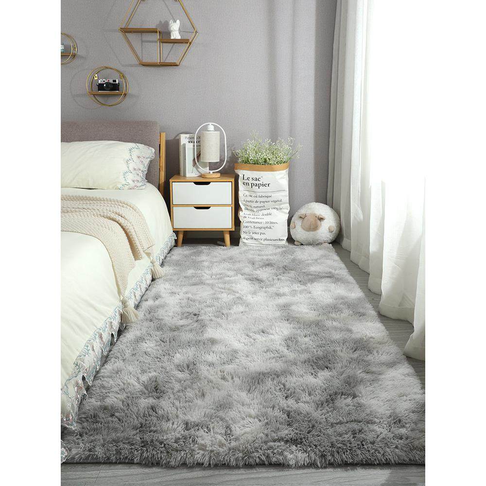 采购产品长毛绒地毯，卧室床边毯子，可爱的女孩的房间，床下的长