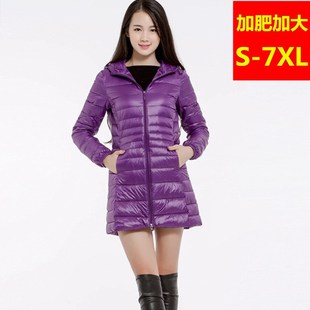 加肥加大码 胖mm200斤妹妹轻便超薄妈妈中老年 轻薄羽绒服女中长款