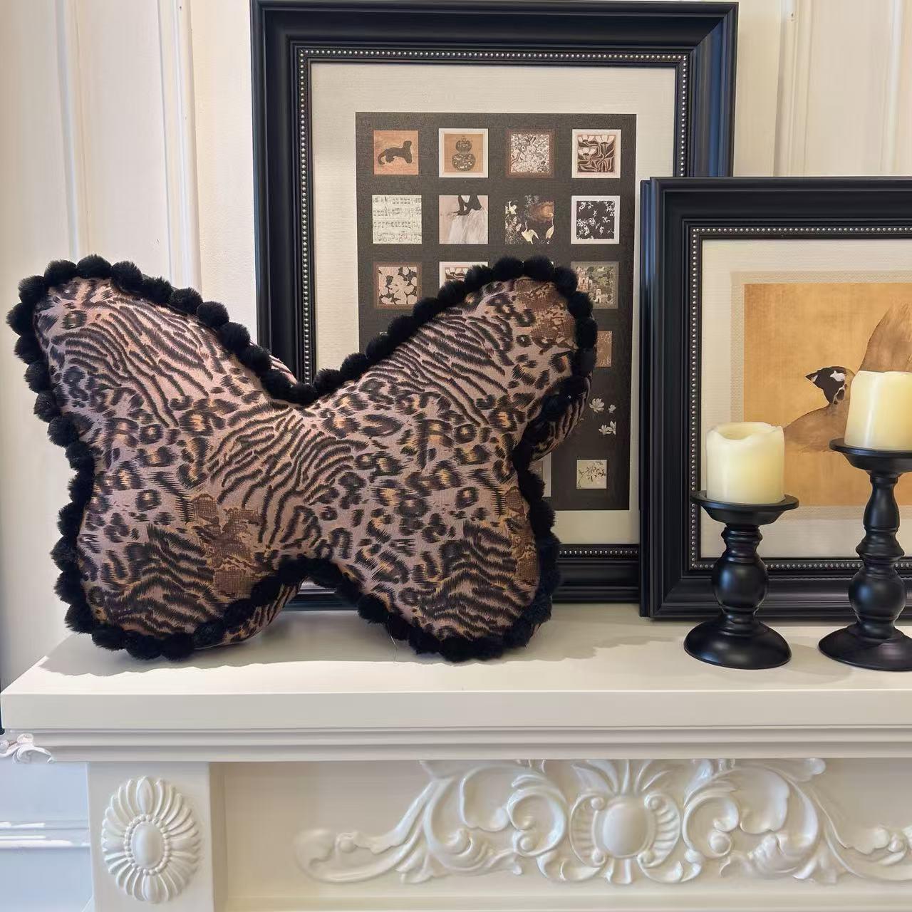 棉麻豹纹蝴蝶抱枕沙发靠枕卧室床上靠垫午睡枕法式腰靠背可机洗