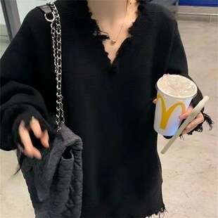 新款V领毛衣女宽松长袖慵懒风2023秋冬套头针织衫设计感破洞毛衫