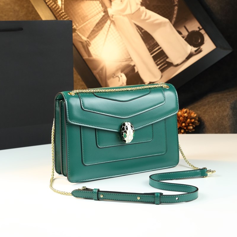 2025新款单肩斜挎包时尚精致高级感蛇头小方包链条包百搭真皮女包