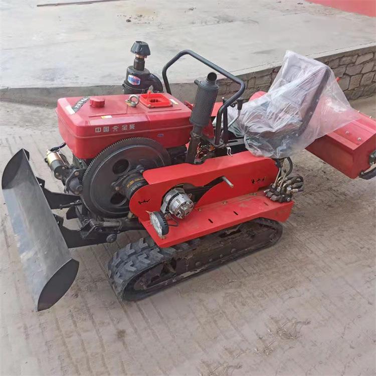 30马力旱地用履带式田园管理机复杂地形耕地松土开沟回填拖拉机