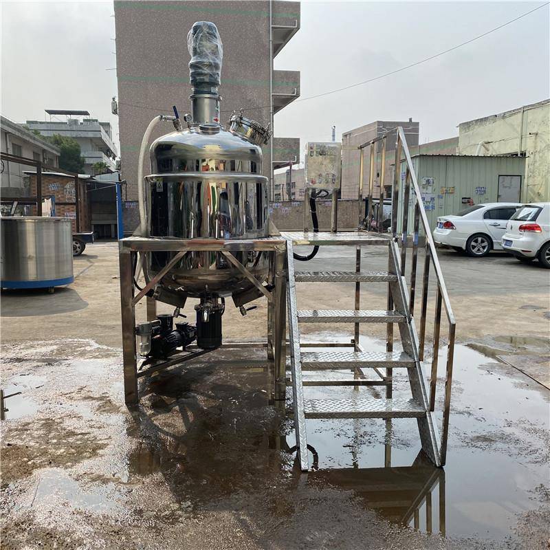 厂家直供不锈钢液体搅拌罐反应釜密封罐药品搅拌罐化妆品乳化罐