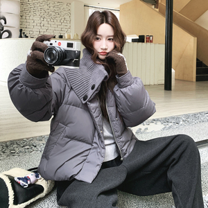 灰色针织立领短款羽绒服女冬季2025日系学院风加厚保暖面包服外套图片