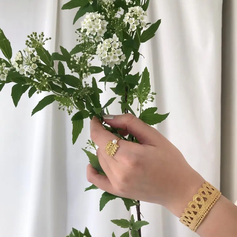 小众设计师风格花边叶戒指珍珠
