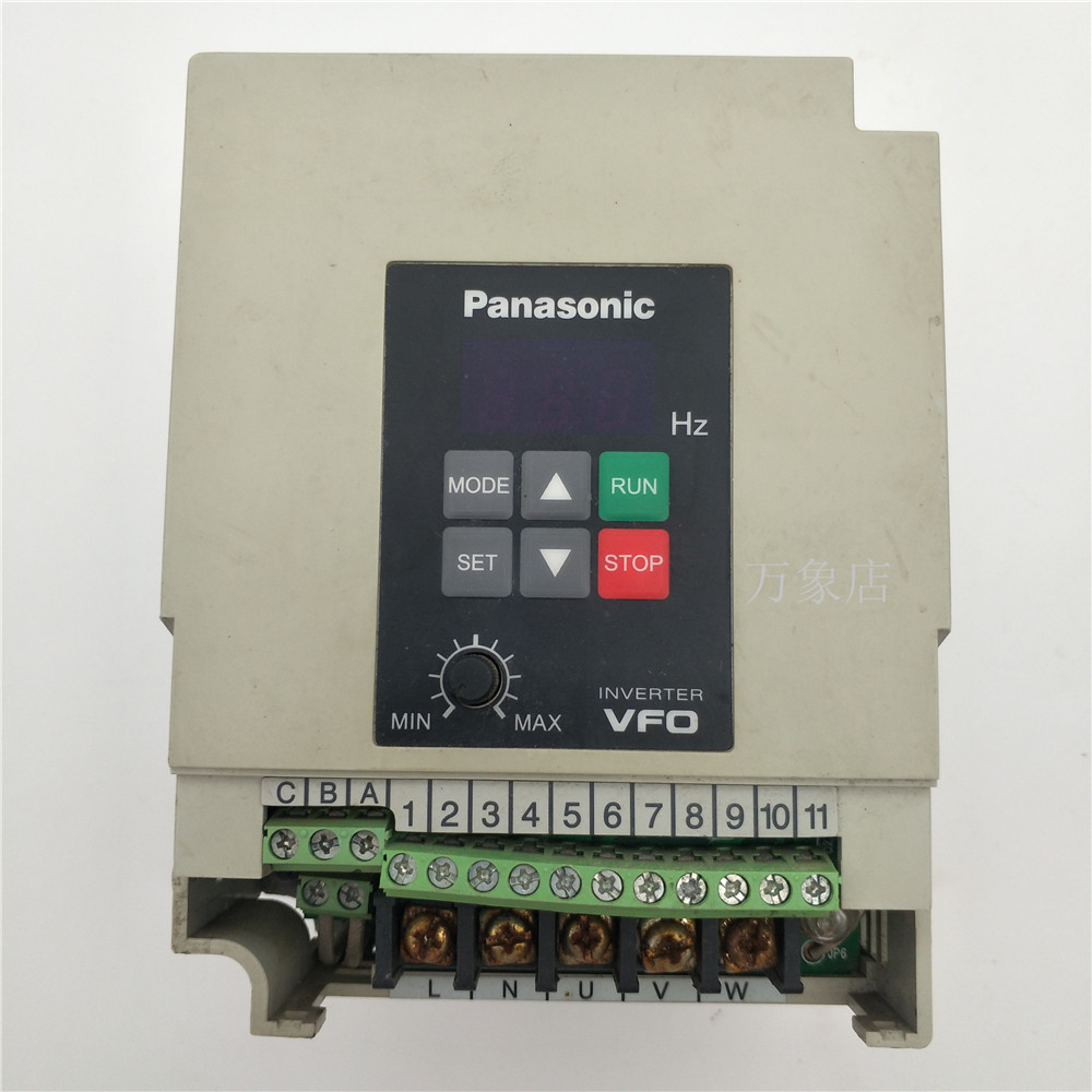 BFV0072GK 变频器 INVERTER VFO 0.75KW 包好 实物拍摄